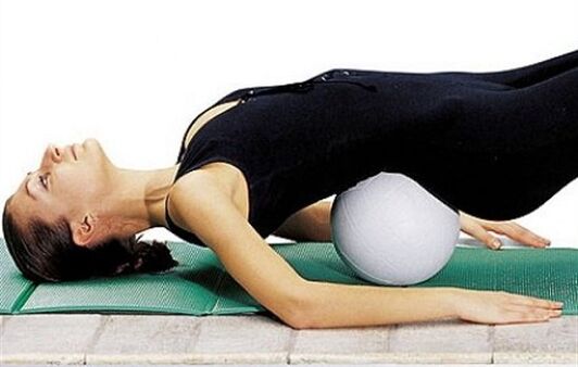 Lumbar bizkarrezurraren osteokondrosiarentzako ariketa medikoak